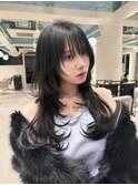 小顔な大人バタフライレイヤー【ハッシュカット】
