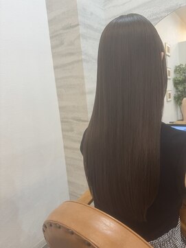 ジーナ 福岡千早(Zina) 【松本秀子】艶カラー/髪質改善トリートメント/20代３０代４０代