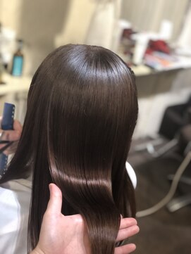 リアリス フレーゼ(Realis Fleuze) 【髪質改善】艶髪トリートメントカラー