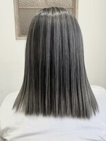 クアトログランシュ ひたちなか店(QUATRO×GranCieux)&nbsp;エアタッチバレイヤージュ×グレージュ