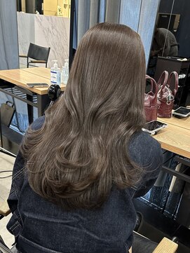 アリュウル 表参道(ALLURE) ミルクベージュ　レイヤーカット　くびれヘア　KAKO