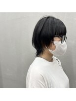 エモ(emo.) ブルーブラック × ショートマッシュウルフ