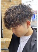メンズハイライト波巻きパーマ
