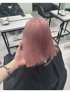 ペレ 渋谷(PELE) 黒髪/グレーベージュ/ハイトーン/ブリーチ/渋谷