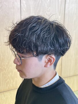 ニアウ 伊勢崎連取店(Niau) シャドウパーマ波巻きスパイラルパーマメンズパーマ