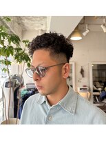 ティティーサッポロ(tity sapporo)&nbsp;メンズハードパーマ×アップバング