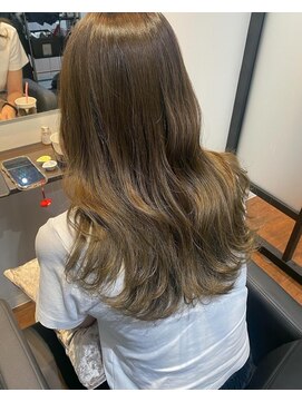 ナンバー エリュン 秋田店(N°Elune) オリーブベージュ