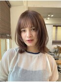ミディアム　レイヤー　顔周りカット　似合わせ　ベージュカラー