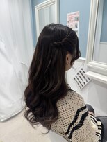 ホワイト 東京新宿店(White) スピードヘアセット8番 ねじりハーフツイン