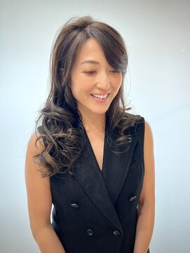 ダマーニ 表参道(DAMANI) 似合わせカット/ミディアムレイヤーカット[表参道駅]