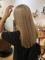 ワン エイティー ディグリース 恵比寿(180°One Eighty Degrees.) ハイトーンカラーミルクティーベージュブリーチダブルカラー