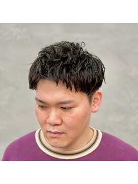 サームマン 人形町(SARM MAN) ビジネスマンにもおしゃれな身嗜み メンズ暗めカラー