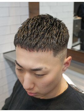 タフ バーバーショップ(TOUGH BARBER SHOP) アイロンパーマ