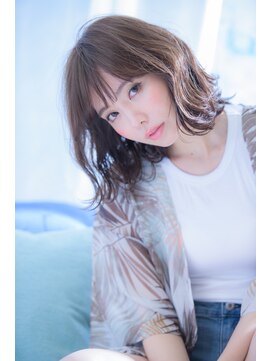ヴァンクシー バイ ルナ(VANKCY by Luna) 【neolive plus】ボブ#グレージュ#ひし形シルエット#ウェーブ