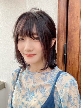 フィーカ(FIKA) ボブから伸ばしかけを【ミニミディアム】へ!