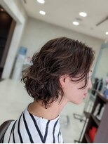 イエロー フォー ヘアー(Yellow for hair) ミディアムウェーブヘア