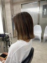 イキ 表参道(iki omotesando)&nbsp;モード/無造作ウェーブ/大人ガーリー[表参道駅]