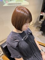 トレス(TRESS)&nbsp;内巻きボブ　切りっぱなしボブ　ミニボブ　ベージュカラー