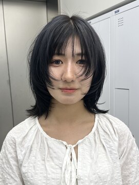 ビューナゴヤ 名駅(VIEW NAGOYA) 切りっぱなしボブ/ブルーブラック/ミニボブ/似合わせカット