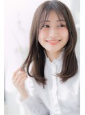 グレーベージュセンターパートエアストレートc5越谷20代30代40代