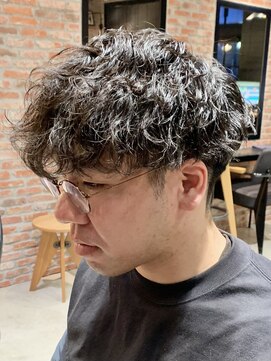 オーガニック アトリエ 大宮(organic+atelier) 10代20代刈り上げ短め波巻きツイストスパイラルパーママッシュ