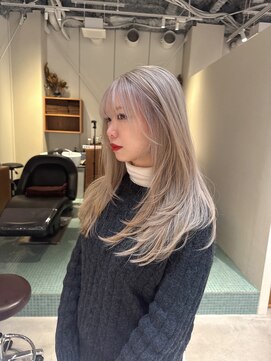 エルム 原宿 表参道(yelm) レイヤーカット/ブリーチ/ミルクティーベージュ