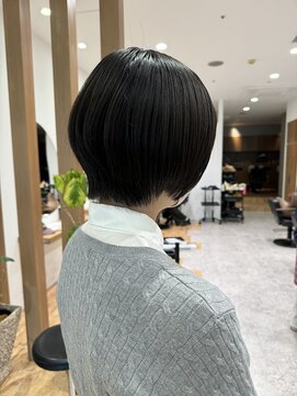 サーカス 町田(circus) 丸みのあるショートボブ