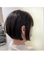ニチカ(NYCHIKA)&nbsp;大人のコンパクトボブ｜首元すっきりミニボブ