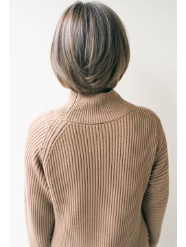 ローラン(ROULAND) 《ROULAND》小顔アッシュグレージュハイ&ローボブ