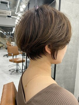 ワンズ リー 下北沢店(ONE's ly) ショートボブ/ダブルカラー/髪質改善/学割U24[下北沢/下北沢駅]