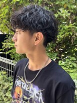 フィフス 原宿(fifth)&nbsp;無造作波巻きパーマツイストスパイラル刈り上げマッシュ韓国原宿