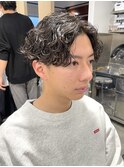 波巻きスパイラルパーマセンターパートツイストツーブロック韓国