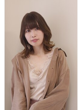 クレス 東武練馬店 柔らか雰囲気カラーのくびれミディスタイル