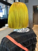 イエローボブ_斜めバンググレージュカラー_ba460011