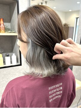 リベストバイジェービー 稲毛(li best. byjb) グレーベージュ/レイヤーロング/アッシュカラー/黒髪【稲毛】