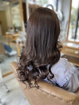 フツーロ 栄(FUTURO) プルエクステ