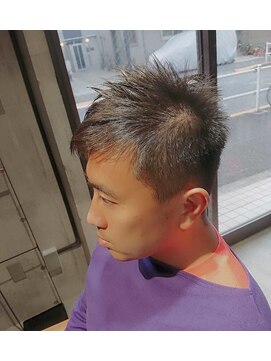 ネセサリー(NECESSARY) カット