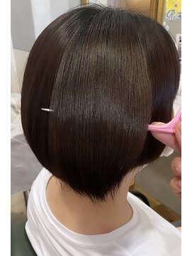 ディライト(Delight) 地毛風シルクストレート【髪質改善×縮毛矯正】