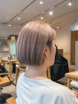 クラップス 上大岡(CLAPS) 切りっぱなし/コンパクトボブ/丸みボブ/ハイトーン/暖色ベージュ