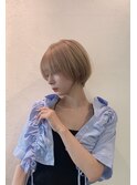 ハイトーンショートボブ