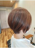 毛流れ可愛いショートレイヤー