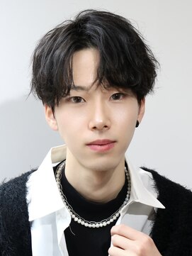 ルーシー 渋谷(LUCEY) センターパートフェザーパーマシャドウパーマメンズパーマ