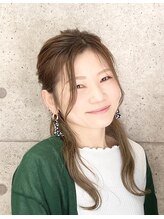 アンダートゥリールーツ(UNDER TREE ROOTS) 古橋 桃子