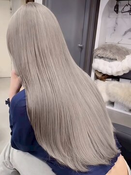 ジィルム(XELM) 韓国レイヤーカット/ブリーチ/レイヤーカット/ハッシュカット/