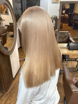 ワンエイティーディグリース 中目黒(180°One Eighty Degrees.)の写真/乾かすだけでツヤ髪になる超音波[TOKIOトリートメント]【ハイライト/ブリーチ/ハイトーン/髪質改善】