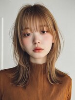 ツイ 新潟駅南けやき通り(tui)&nbsp;ハイトーンベージュ/ぱっつん前髪/くびれヘア/ケアブリーチ