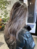 アポロ 横浜駅店(apollo) xバレイヤージュ/ホワイトグレージュ/レイヤーカット