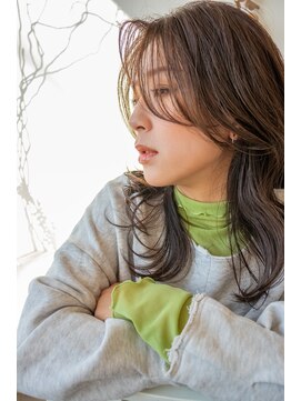 ブリーチなし透け感カラー＋レイヤーカット