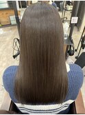 髪質改善ナチュラルブラウン美髪ストレート艶ロングヘア