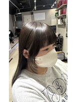 ギルド(Guild)&nbsp;サイドバング×後れ毛で小顔見せヘア